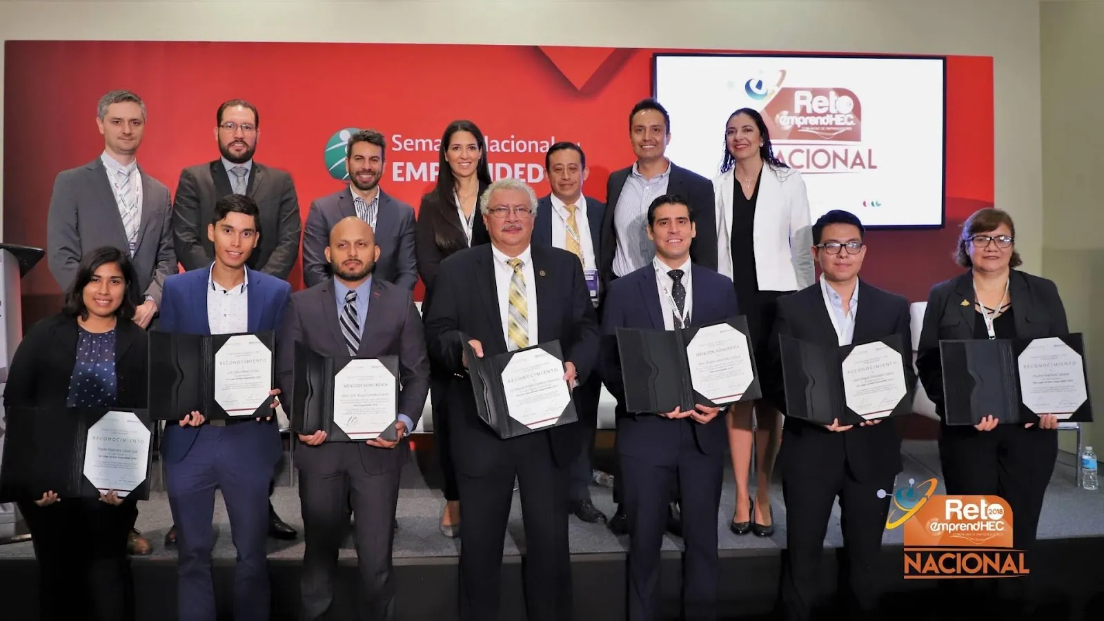 En 2018 entregamos nuestros premios y reconocimientos al “Reto EmprendHEC Nacional” en la Semana Nacional del Emprendedor (SNE).